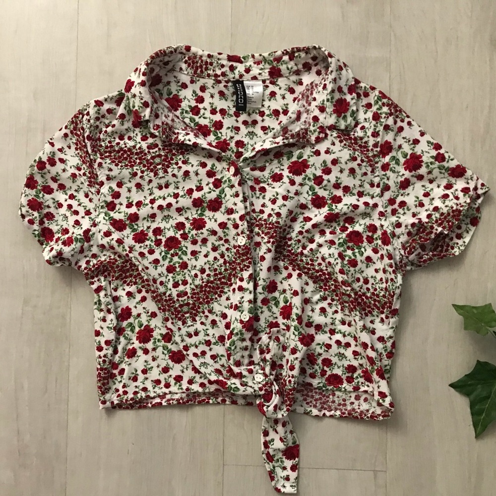 Divided H&M collared button down crop shirt